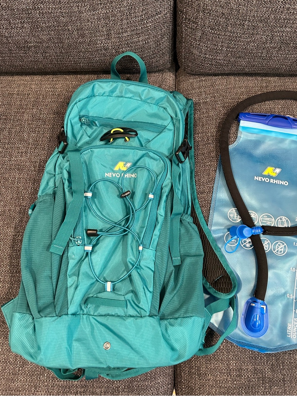 Nevo Rhino backpack with 3L water bladder